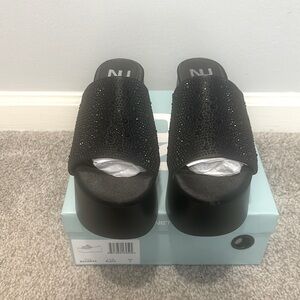 Ninety Union Bahamas Black Sandal